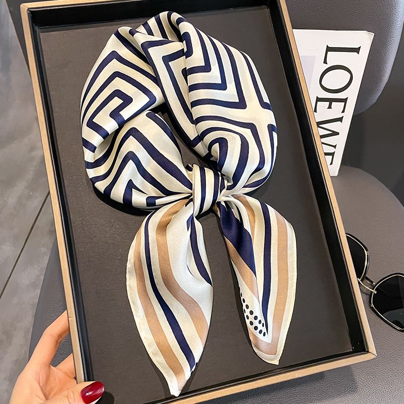 Pañuelo de marca de lujo para  - Women Fashion Necktie reseña y precio